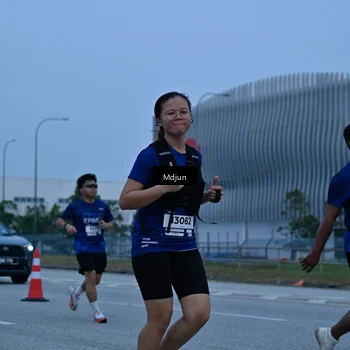 Runner Photo 7481302