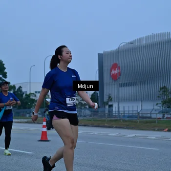 Runner Photo 7481312