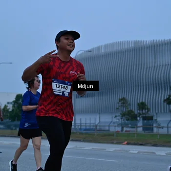 Runner Photo 7481324