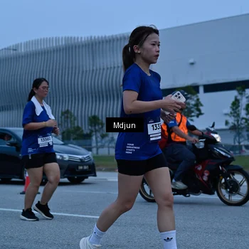 Runner Photo 7481326