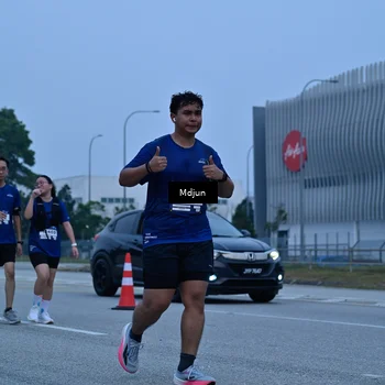 Runner Photo 7481355