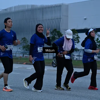 Runner Photo 7481376