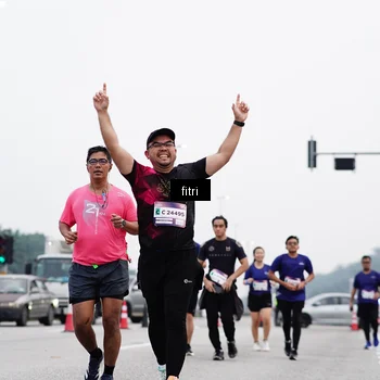 Runner Photo 7481379