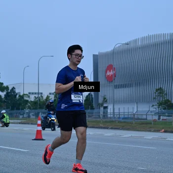 Runner Photo 7481383