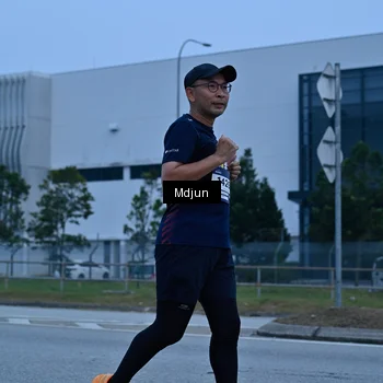 Runner Photo 7481384