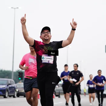 Runner Photo 7481392