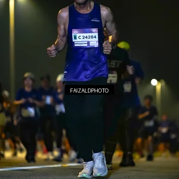 Runner Photo 7481400