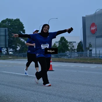 Runner Photo 7481410