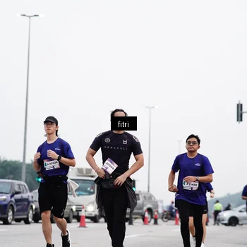 Runner Photo 7481412