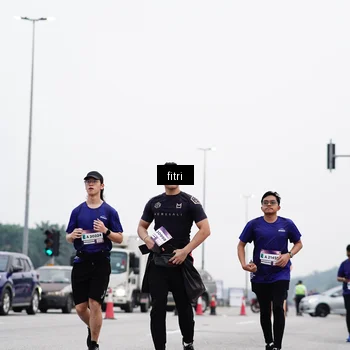 Runner Photo 7481413