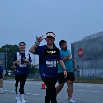 Runner Photo 7481424