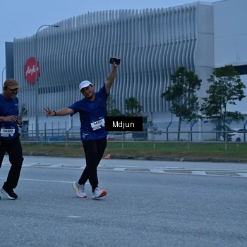 Runner Photo 7481439