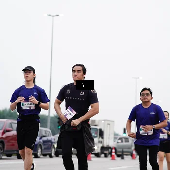 Runner Photo 7481445