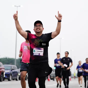 Runner Photo 7481446