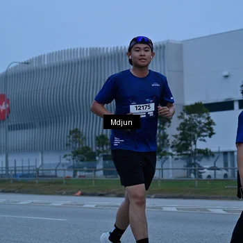 Runner Photo 7481450