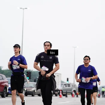Runner Photo 7481454