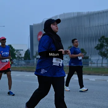 Runner Photo 7481511