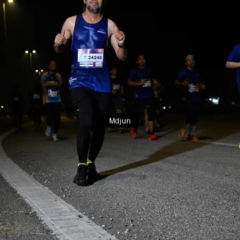 Runner Photo 7481512