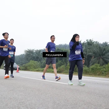 Runner Photo 7481636