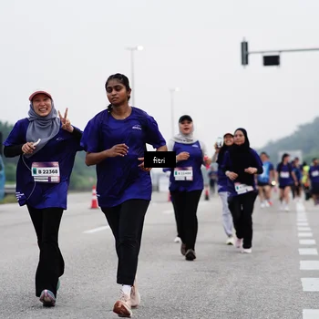 Runner Photo 7481639