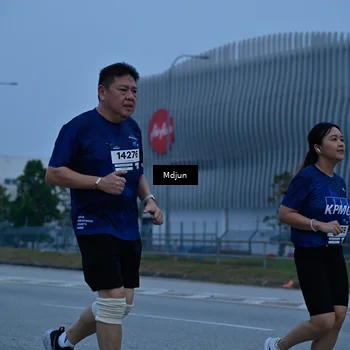 Runner Photo 7481641