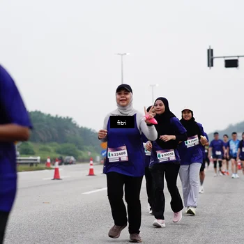 Runner Photo 7481658