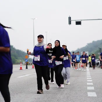 Runner Photo 7481660