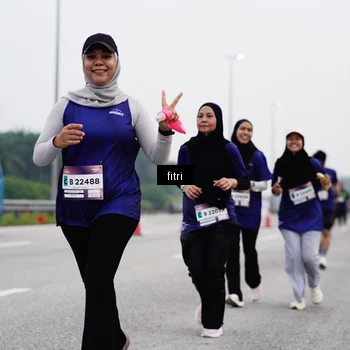 Runner Photo 7481680