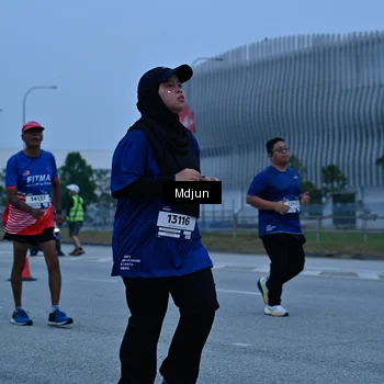 Runner Photo 7481686
