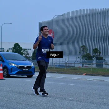 Runner Photo 7481718