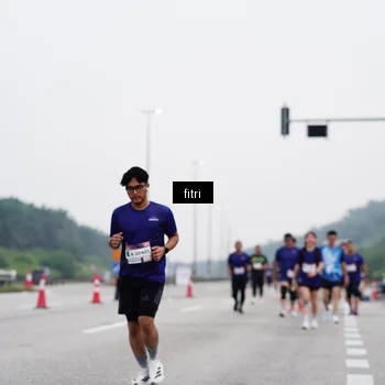 Runner Photo 7481759