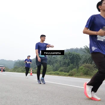 Runner Photo 7481762