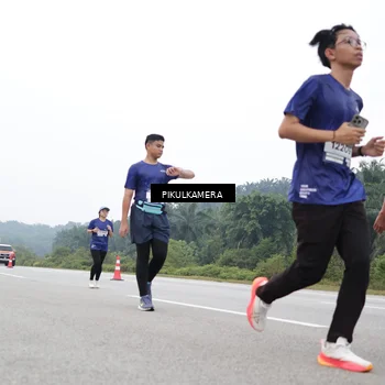 Runner Photo 7481780