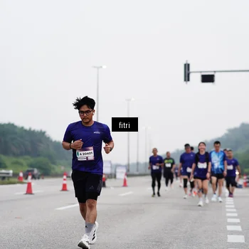 Runner Photo 7481781