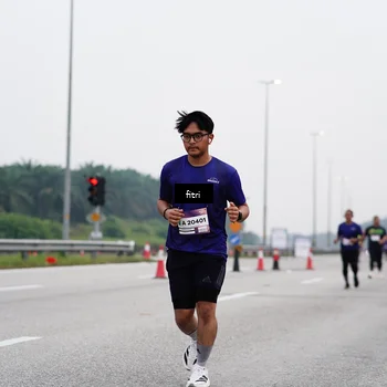 Runner Photo 7481801