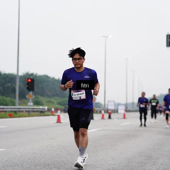 Runner Photo 7481806