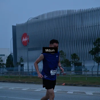 Runner Photo 7481807