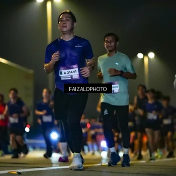 Runner Photo 7481817