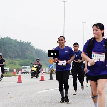 Runner Photo 7481834
