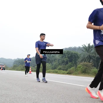 Runner Photo 7481843