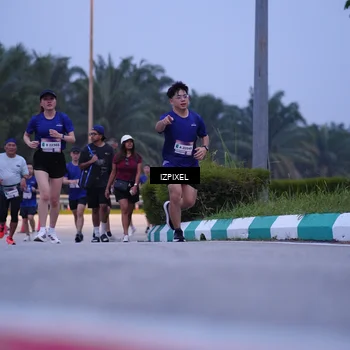 Runner Photo 7481913