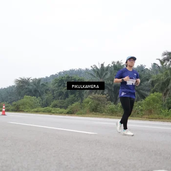 Runner Photo 7481945