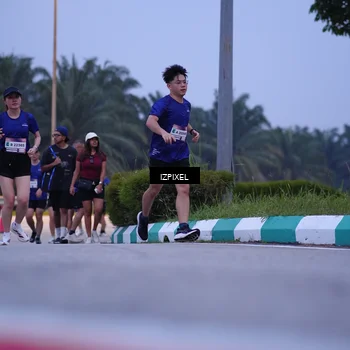 Runner Photo 7481977