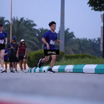 Runner Photo 7481987