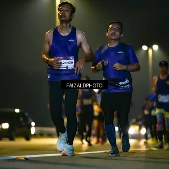 Runner Photo 7481990