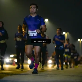Runner Photo 7482002