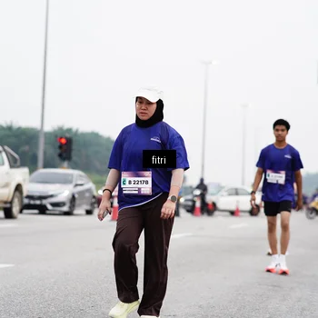 Runner Photo 7482011