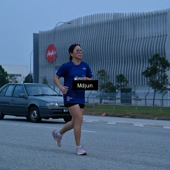 Runner Photo 7482016