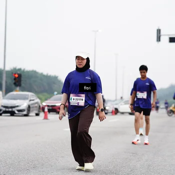 Runner Photo 7482026