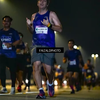 Runner Photo 7482028